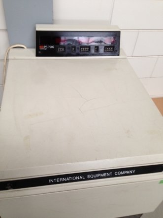 Centrifuge IEC PR-7000