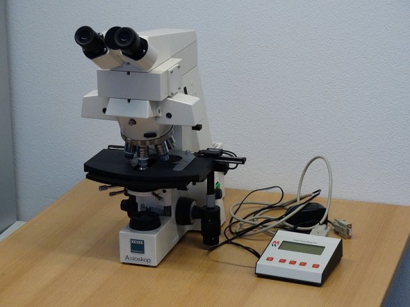 Zeiss axioskop with digital readout