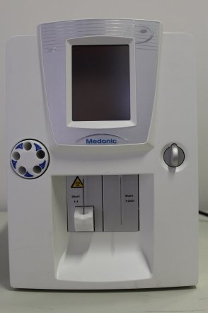 Medonic M16M hematology analyzer