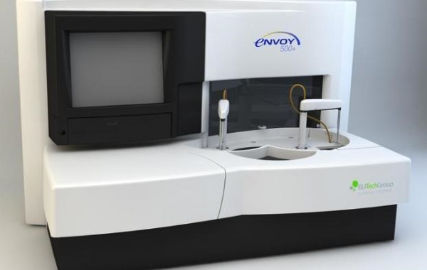 Биохимический анализатор Vital Diagnostics Envoy 500 Plus (BT-3000)