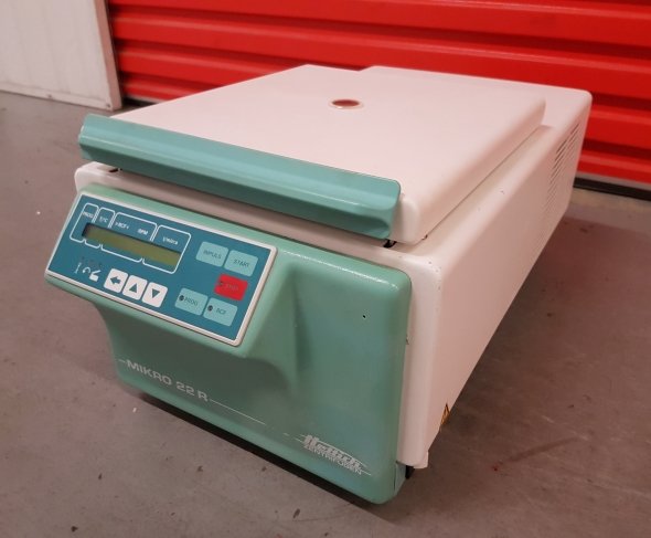 Hettich micro 22R cooling centrifuge with fixed-angle rotor