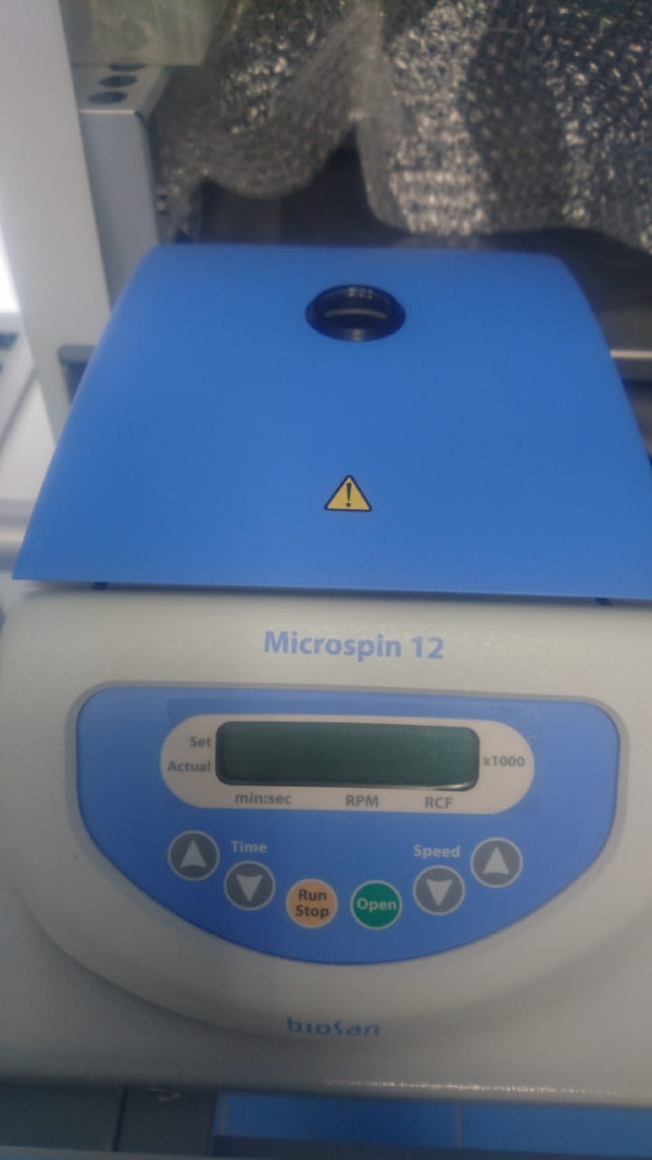 Высокоскоростная миницентрифуга Microspin-12