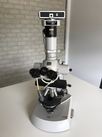 Zeiss Universal polarisatie microscope